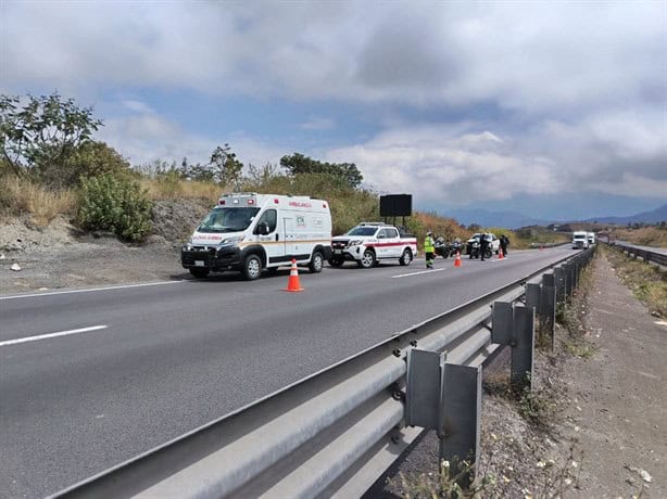 Autotanque registra fuga de material tóxico sobre autopista Orizaba- Puebla (+Video)