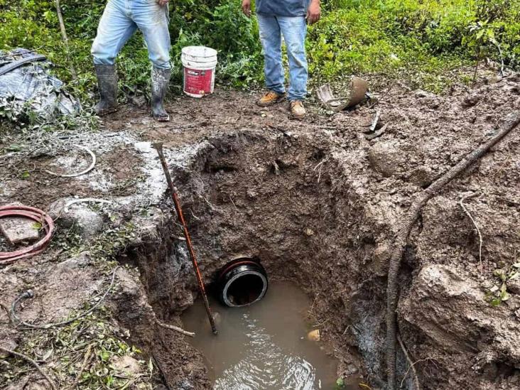 Restablecen el servicio de agua en Misantla tras fuga