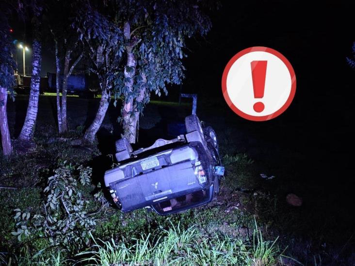 Tragedia en Martínez de la Torre; joven pierde la vida en volcadura