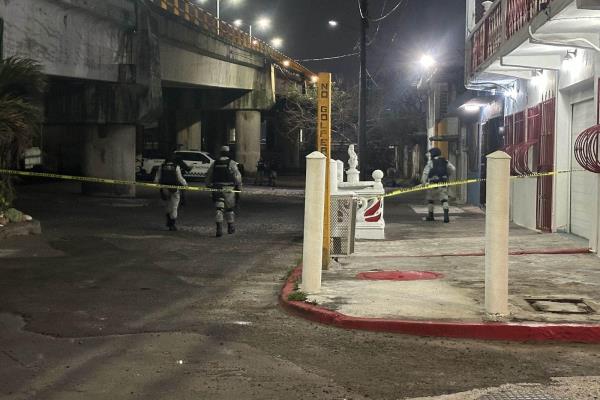 Realizan cateo de un inmueble debajo del puente Ignacio Allende en Veracruz