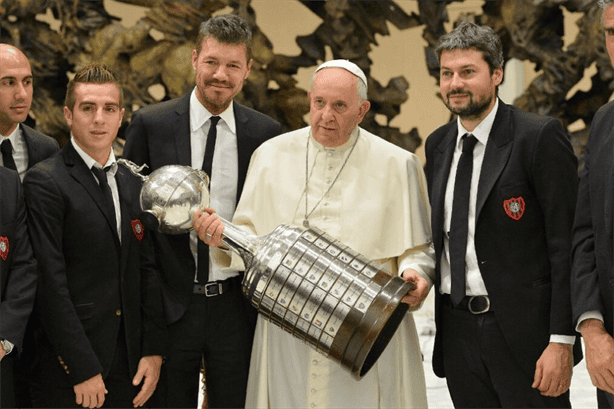 Así ha sido la relación del Papa Francisco con el futbol ¿Tiene algún equipo favorito? | VIDEOS