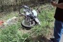 Pareja de motociclistas se accidenta y resulta herida en Comapa