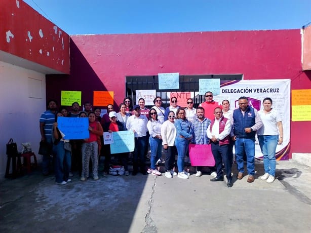 Maestros toman las oficinas de la Delegación Regional de la SEV en Veracruz | VIDEO