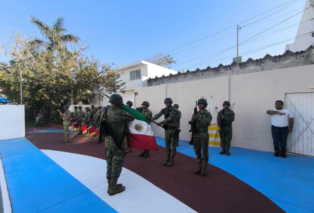 Ejército realiza la ceremonia de incineración de la Bandera de México en escuela de Veracruz