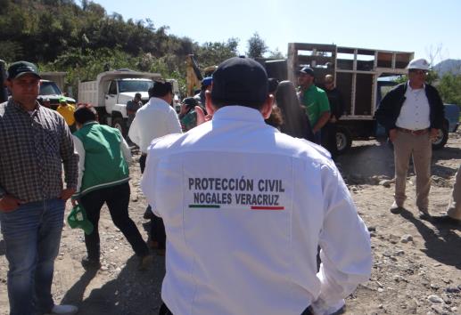 Arranca limpieza de las presas retenedoras de sólidos El Infiernillo