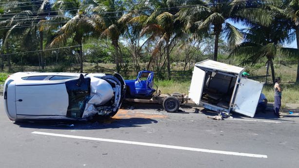 Mujer ocasiona fuerte accidente en el tramo Boca del Río - Paso del Toro