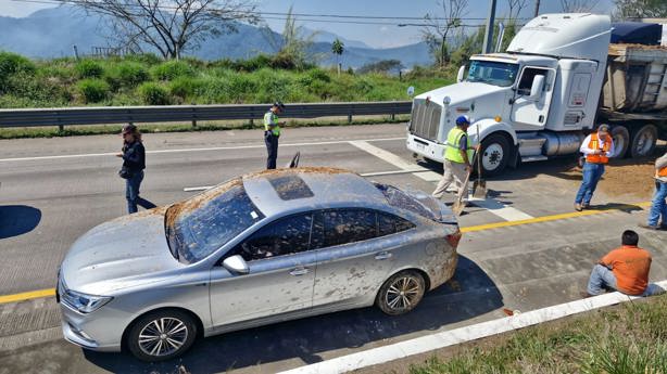 Se registra carambola de 3 unidades sobre la autopista 150D Fortín-Córdoba