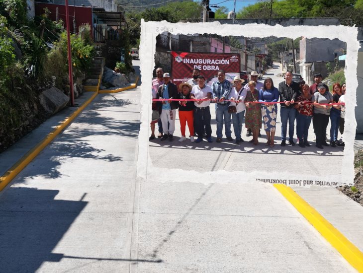 Continúan entregas de pavimentaciones en calles de Ciudad Mendoza