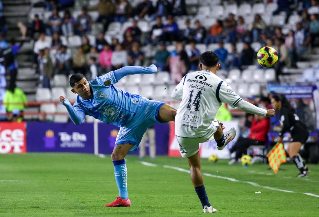 Da la vuelta Pachuca y gana en su casa