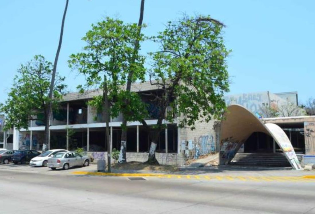 Se registra incendio en edificio abandonado en avenida Salvador Díaz Mirón, en Veracruz