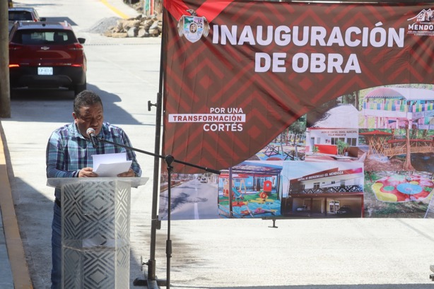 Continúan entregas de pavimentaciones en calles de Ciudad Mendoza