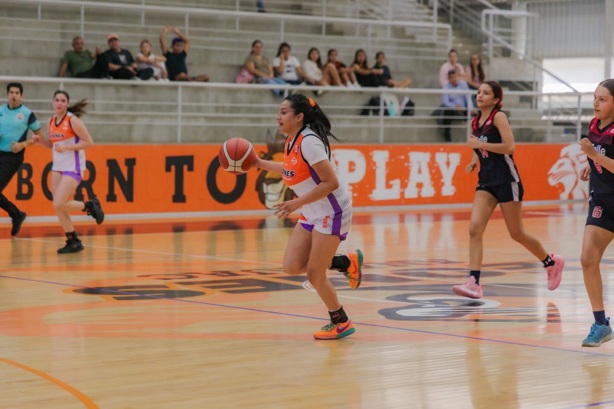 Vuelve Leones Anáhuac a la actividad del basquet