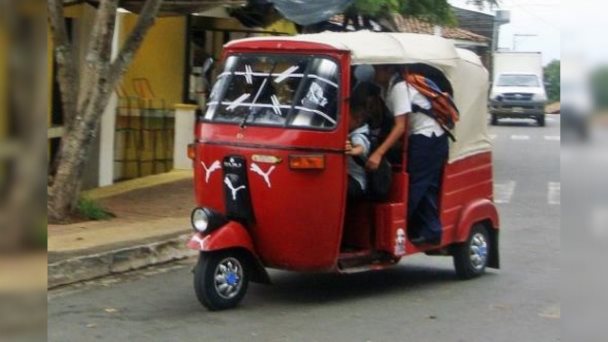 Café Jarocho: Invasión de mototaxis en Veracruz