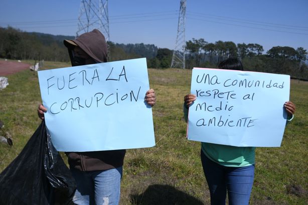 Basura, olores fétidos y zopilotes asfixian a Tlacolulan; claman cierre de relleno sanitario