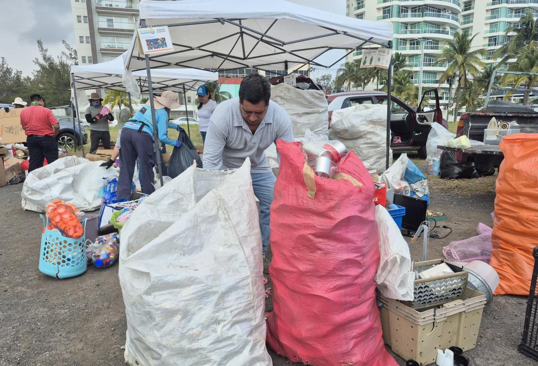 Realizan jornada de reciclaje en Boca del Río