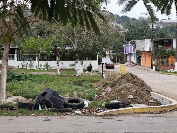 Colonias son usadas como basureros clandestinos en Misantla