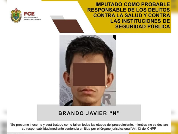 Imputan a Brando Javier N por delitos contra la salud y agresión a autoridades en Tlapacoyan