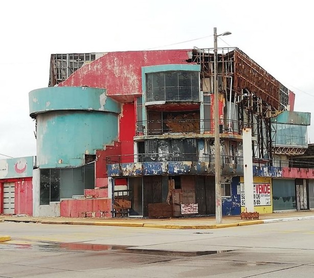 Así lucía el antro Oclock antes de su demolición en Coatzacoalcos | FOTOS