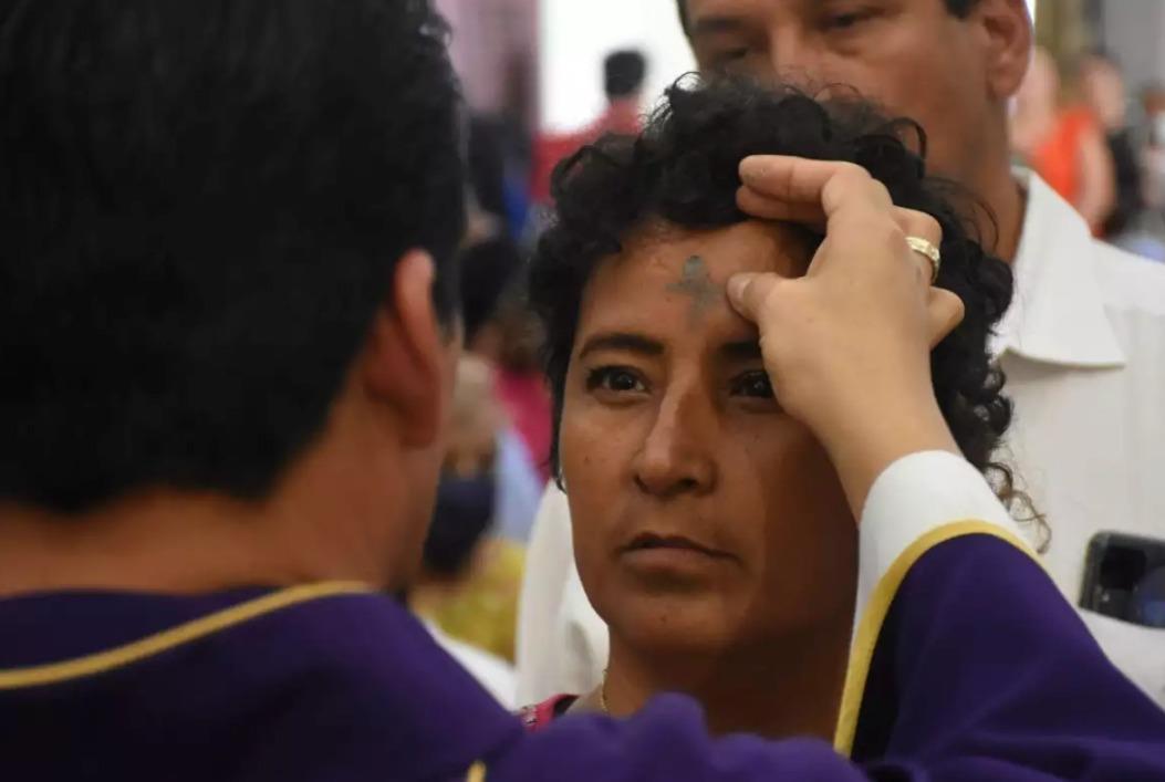 Semana Santa 2025: Católicos hidrómilos se preparan para recibir el miércoles de cenizas