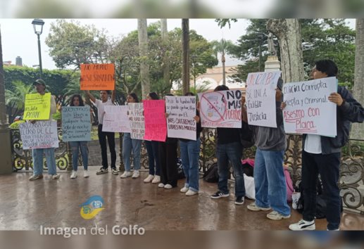 Justicia para Pablo y respeto hacia los jóvenes, exigen estudiantes en Orizaba (´+VIDEO )