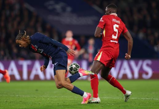 Gana Liverpool en la casa del PSG