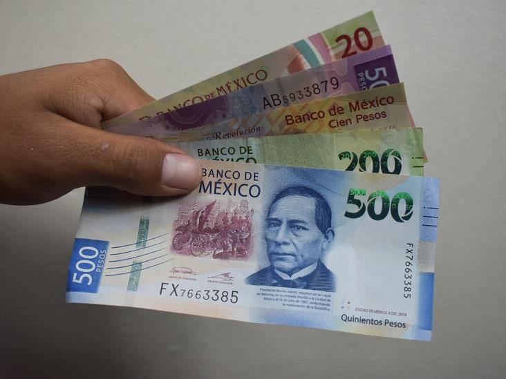 Sigue depreciación de peso mexicano, pero más tenue