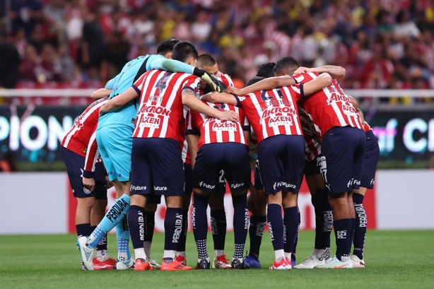 Gana Chivas e su casa con un autogol