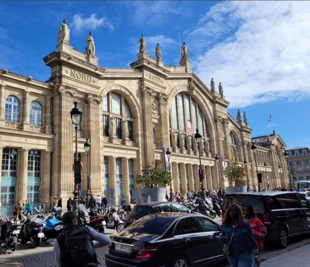 Encuentran una bomba en estación de tren de París; el explosivo es de la Segunda Guerra Mundial