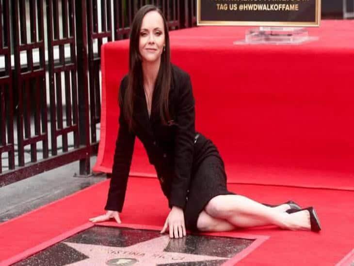 Christina Ricci recibe estrella en el Paseo de la Fama de Hollywood