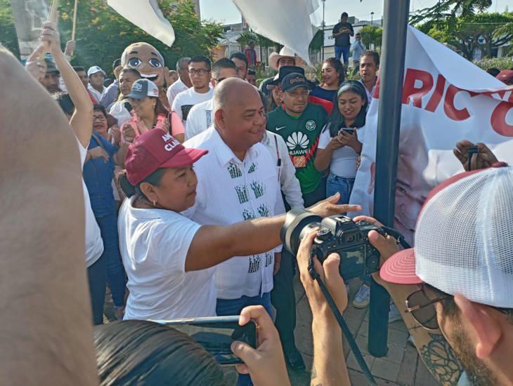 Bases de Morena en Sayula piden no postular a incondicional de Eric Cisneros