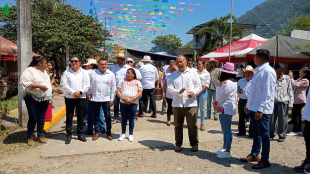 Ixtaczoquitlán vive el ritual de los Xochitlallis en honor a la madre tierra