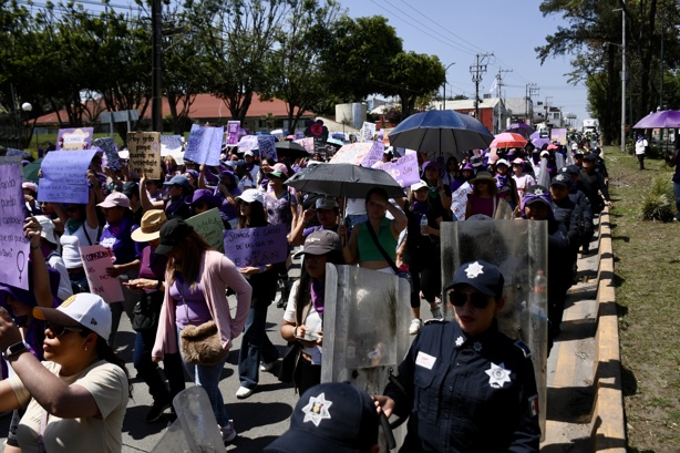 Marcha, indignación y resistencia en el 8M en la capital veracruzana (+VIDEO)