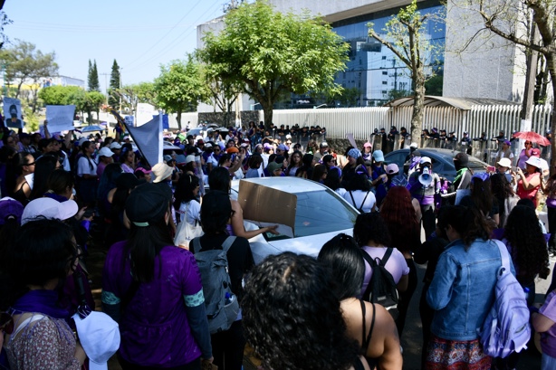 Marcha, indignación y resistencia en el 8M en la capital veracruzana (+VIDEO)