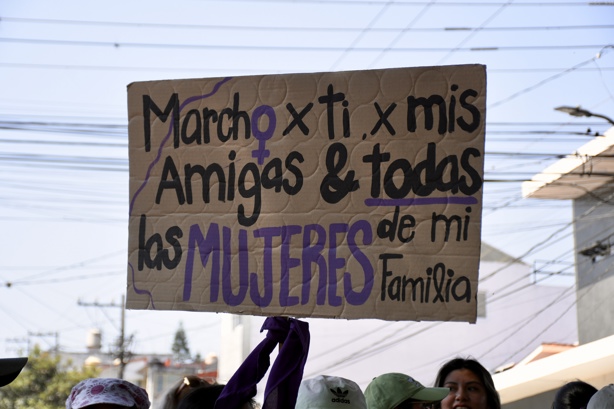 Marcha, indignación y resistencia en el 8M en la capital veracruzana (+VIDEO)