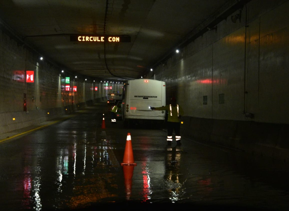 Túnel Sumergido de Coatzacoalcos: chofer de la CTM escapó corriendo tras arrollar a motociclista