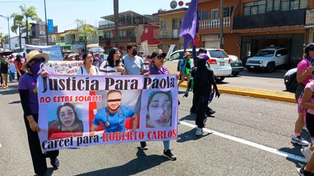 Marcha del 8M en Orizaba, marcada por enfrentamientos y vandalismo (+VIDEO)