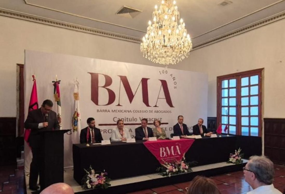 Rinde protesta la nueva directiva de la Barra Mexicana Colegio de Abogados Veracruz 2025-2027