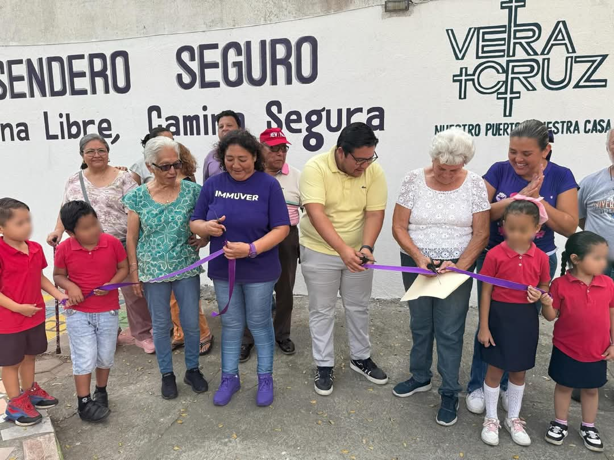 Inauguran Sendero Seguro en colonia Los Pinos, en Veracruz