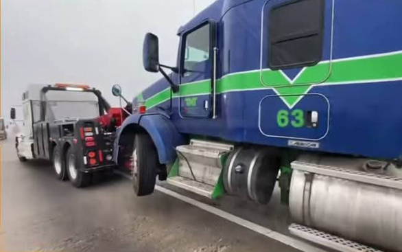 Fuerte accidente múltiple en la autopista Orizaba-Puebla deja a una persona fallecida (+VIDEO)