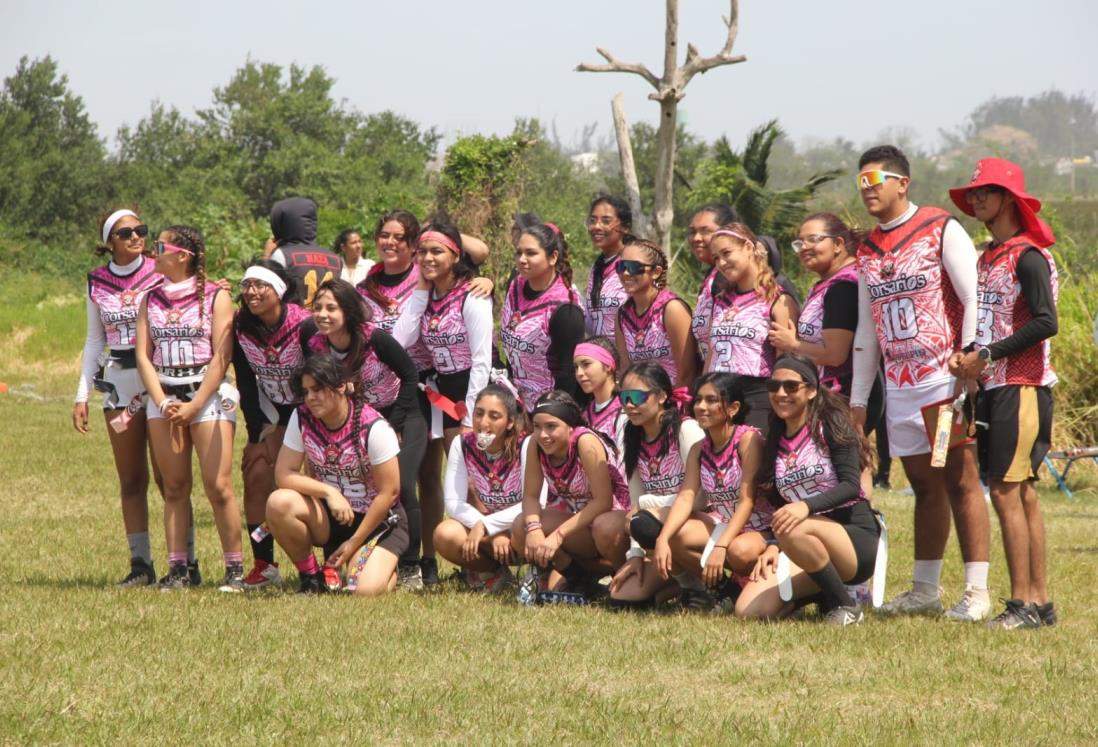 Brilla Corsarios en jornada de flag Football