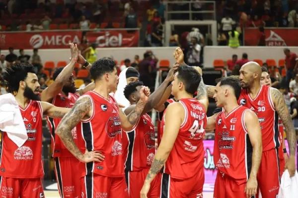 Desaparecen Halcones Rojos de Veracruz