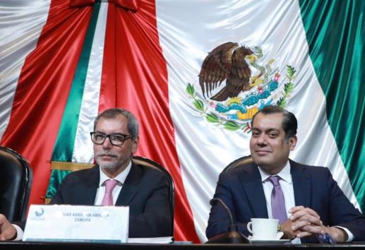 Édgar Amador rinde protesta como secretario de Hacienda