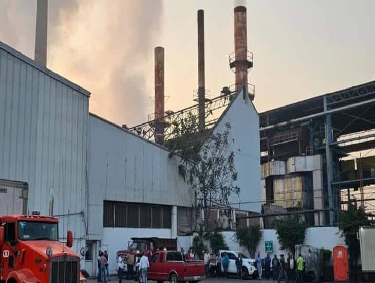 Bloquean cañeros bodegas de ingenios La Gloria y El Modelo en Veracruz