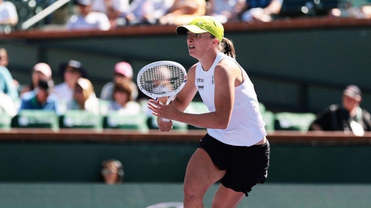 Avanza Iga Swiatek a Semifinales de Indian Wells