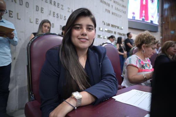 Adanely Rodríguez pide licencia como diputada local; va por alcaldía de Poza Rica