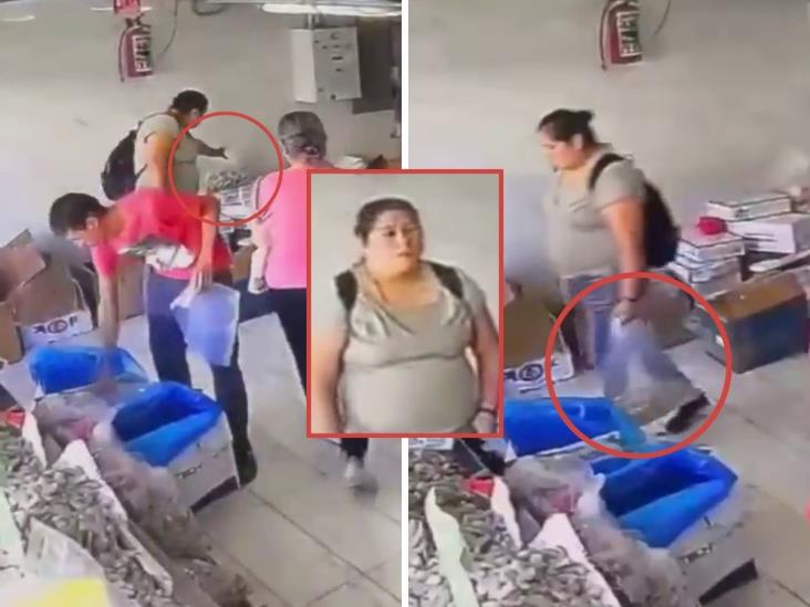 ¿Camarón que se duerme? Mujer se roba bolsa de camarones; todo quedó en VIDEO