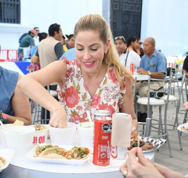 Invita Paty Lobeira al Festival de las Carnitas y la Barbacoa en el Zócalo de Veracruz