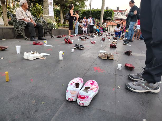 En Orizaba, colectivos se suman a movilización por Teuchitlán