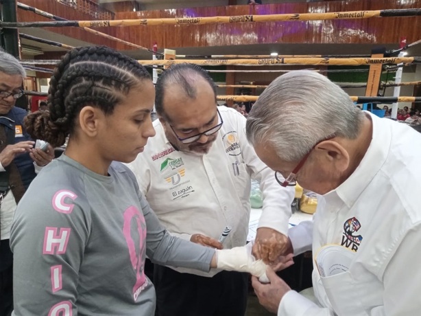 Éxito velada de box Batalla de Colosos III