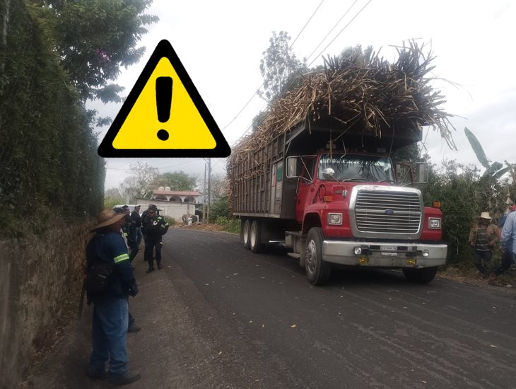 Trabajador cañero sufre accidente en Córdoba: se electrocuta y cae del camión